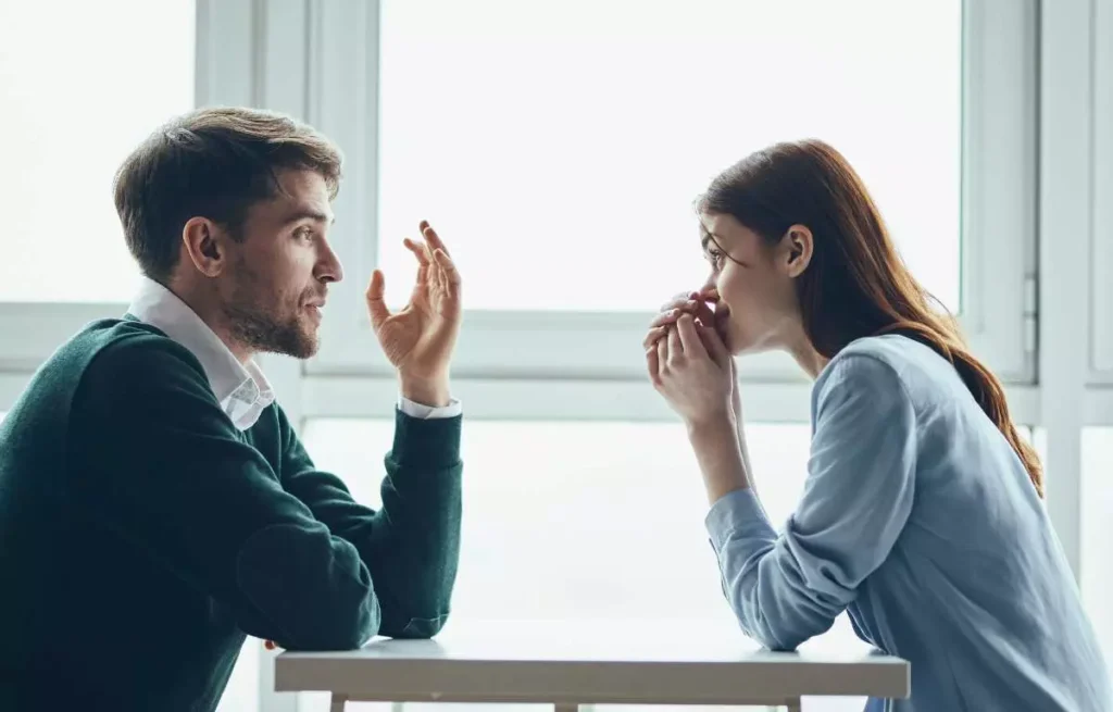 Relacionamentos no Trabalho: Navegando pelas Complexidades Emocionais 2 Políticas Corporativas